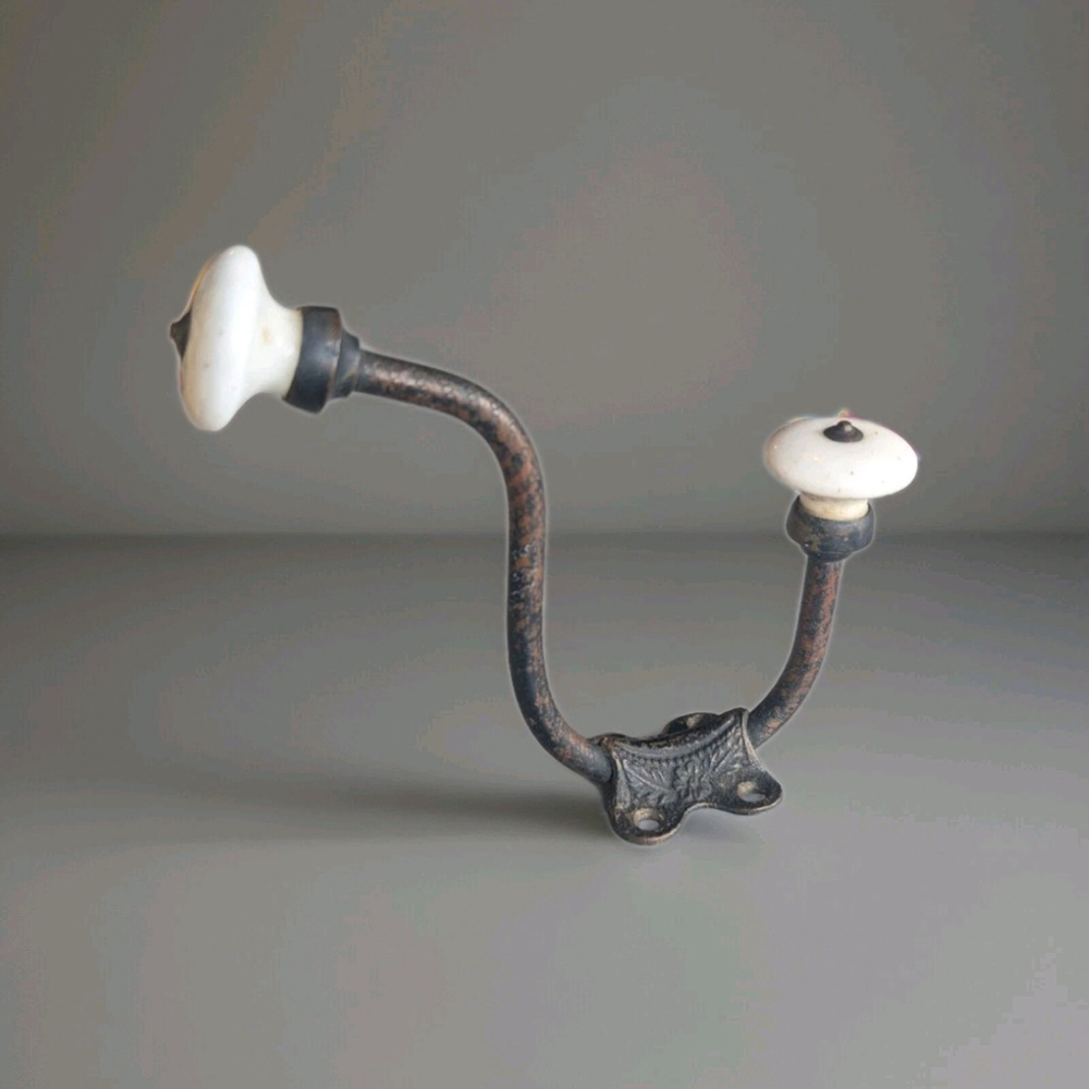 1920s Vintage Ornate Victorian Dual Side Ceramic Knobs Iron Wall Hook Hanger